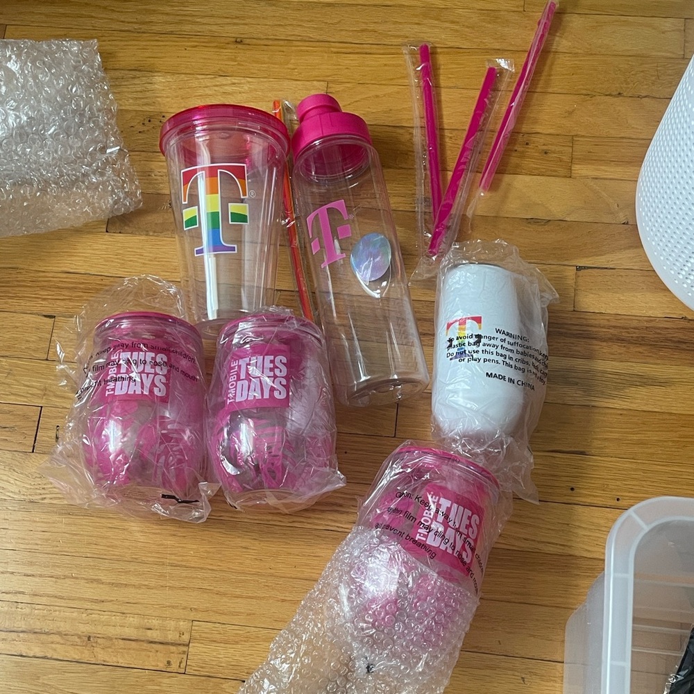 T Mobile Drinkware
